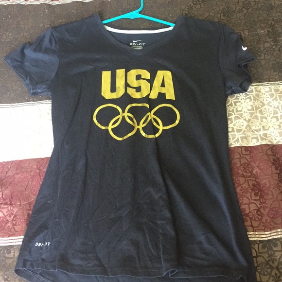 Nike dri fit  shirt wish USA on it. Never worn - Picture 1 of 4
